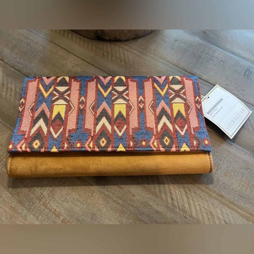 Shiraleah Chicago Oma Multi Color Clutch
